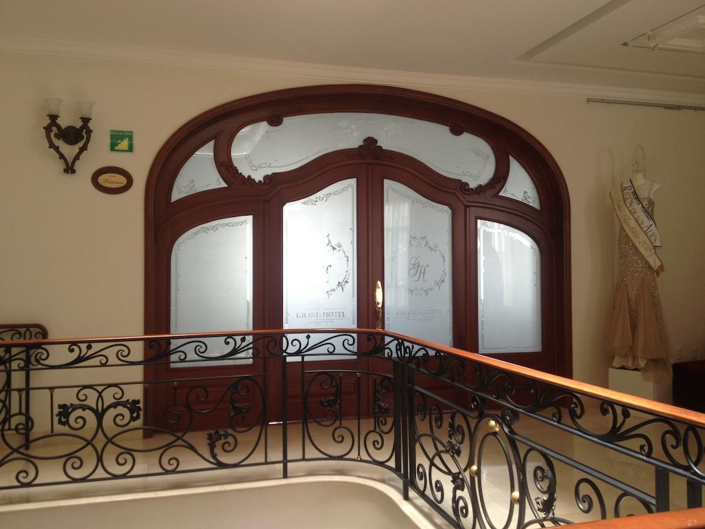 Grand Hotel Tepatitlan Exterior foto